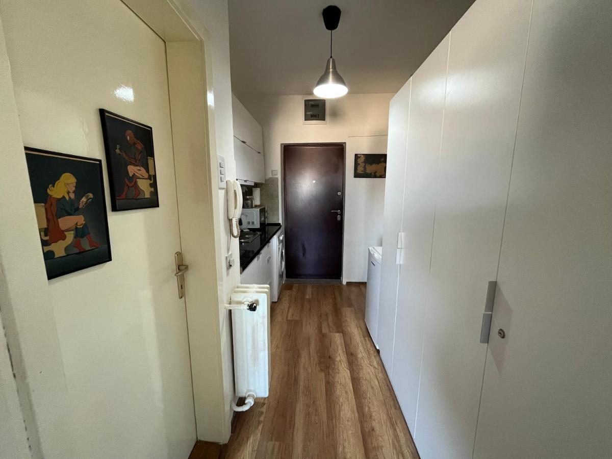 Mickitos City Center Apartment Skopje Extérieur photo
